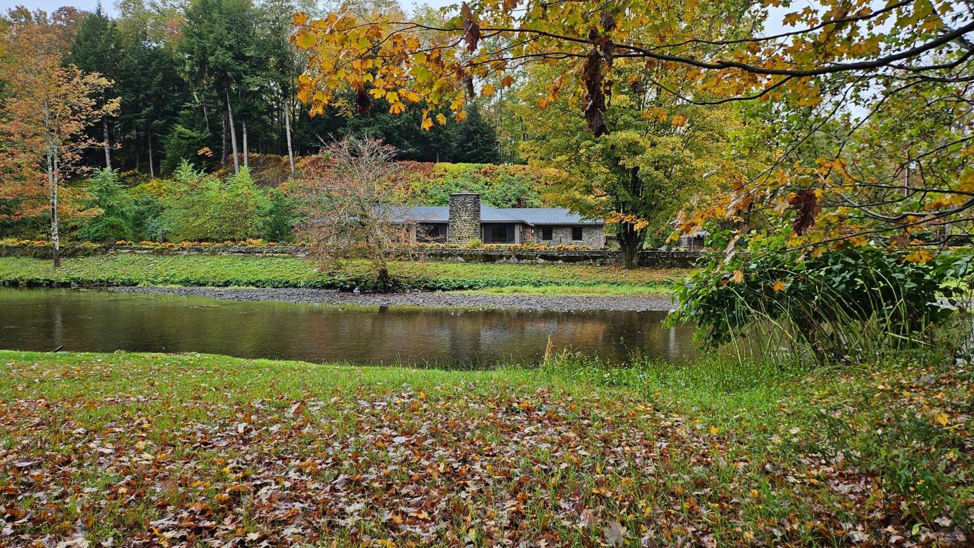 Antrim Streamside Hotel Livingston Manor Exterior foto